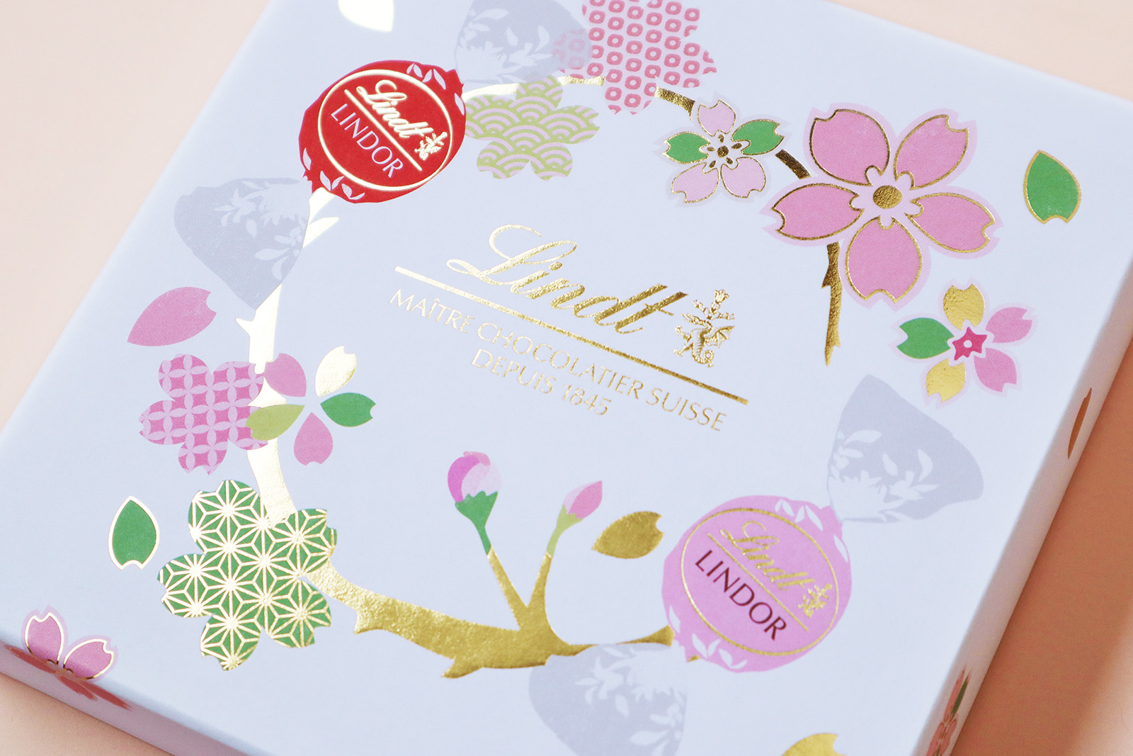 リンツ ジャパンコレクション さくらパッケージデザイン_2