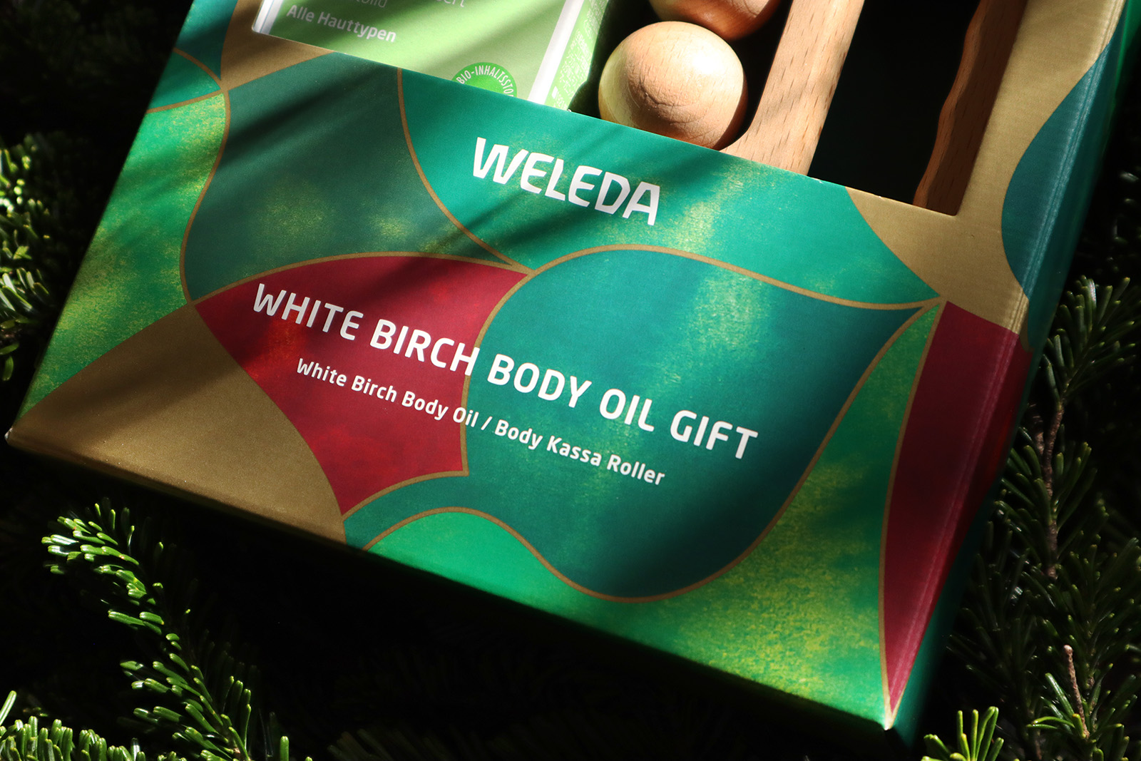 ヴェレダ（WELEDA）クリスマスコフレパッケージパッケージ_3